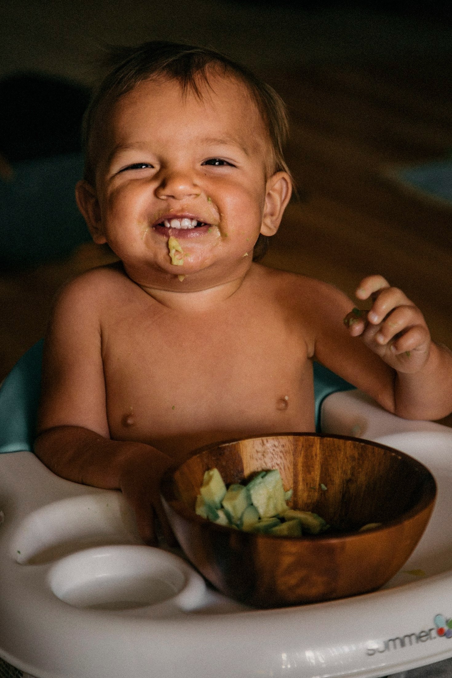 Feeding Your Baby: A Journey Through the different Stages